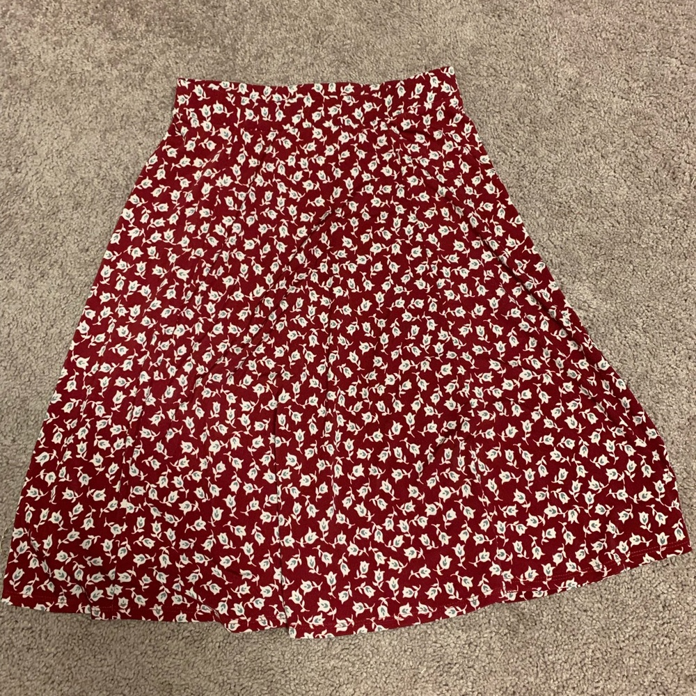 Women’s red floral skirt size S